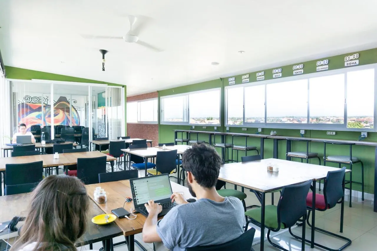 Matra Co Working & Co Living Hotel Canggu Gasthuis